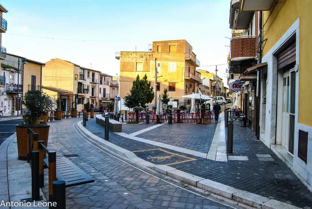 Vila City House Campofelice Di Roccella Exteriér fotografie